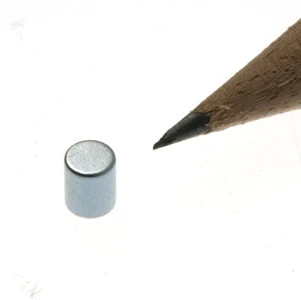 Stabmagnet Ø 4,0 x 5,0 mm N45 Zink - hält 550 g