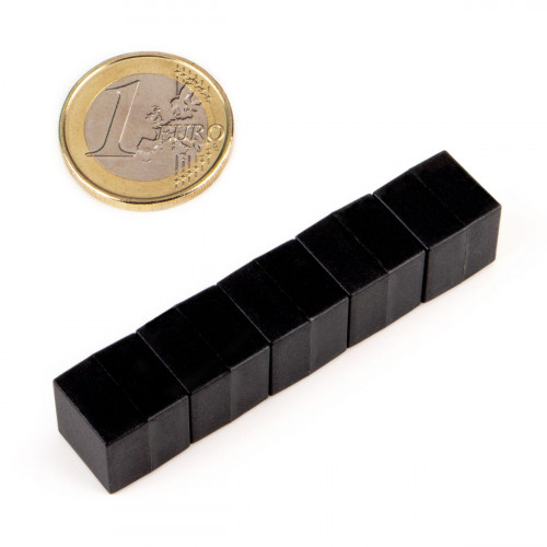 Neodym Magnet 13 x 13 x 13 mm mit Kunststoffmantel