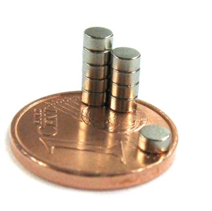 Scheibenmagnet Ø 3,0 x 1,5 mm N50 Nickel - hält 300 g
